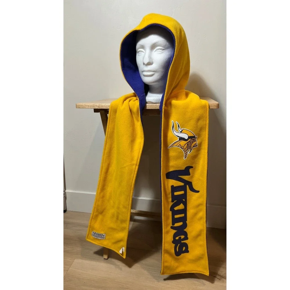 Minnesota Vikings‎ NFL Yellow and Purple Reversible Hoodie Scarf